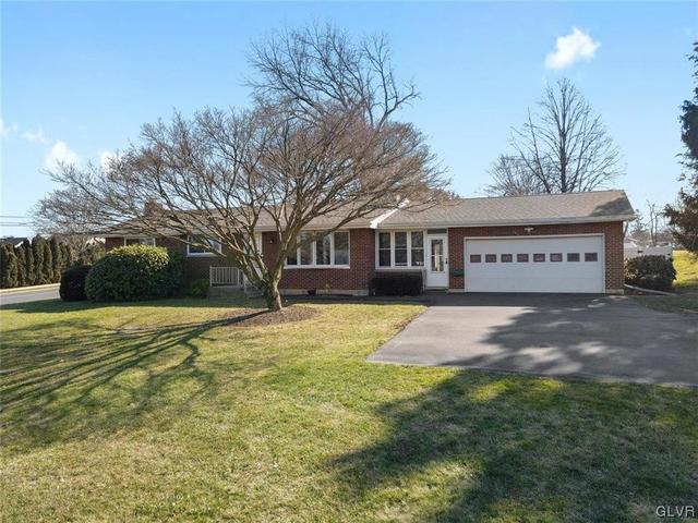 1122 Merion Ave, Palmer Township, PA 18045