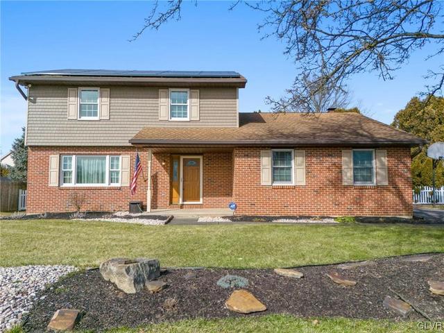 2611 Bonnie Ln, Palmer Township, PA 18045