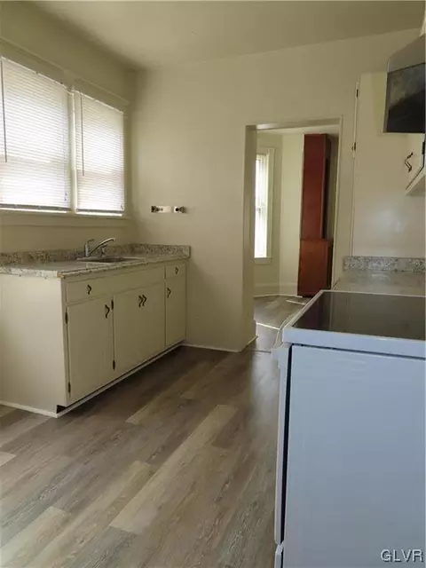 1707 Main St, Bethlehem, PA 18018 photo 38