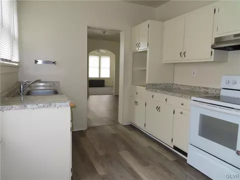 1707 Main St, Bethlehem, PA 18018 photo 36