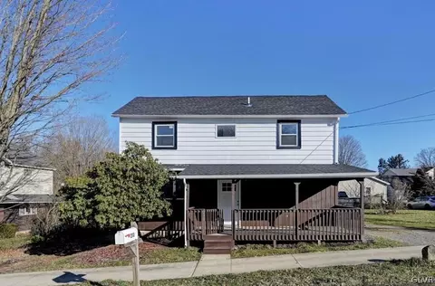 210 Market St, Moscow, PA 18444