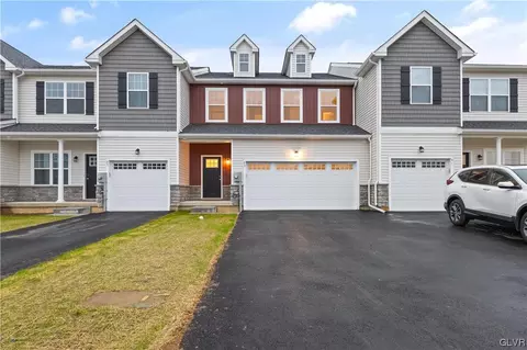 63 Timber Trl #34, Palmer Township, PA 18045