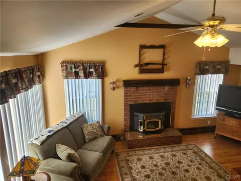 1024 Washington St, Fullerton, PA 18052 photo 29