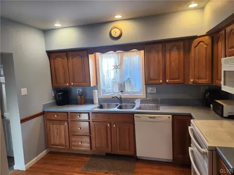 1024 Washington St, Fullerton, PA 18052 photo 21