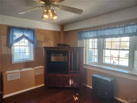 1024 Washington St, Fullerton, PA 18052 photo 13