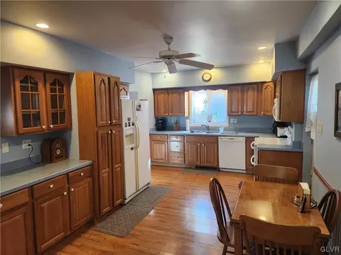 1024 Washington St, Fullerton, PA 18052 photo 17