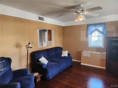 1024 Washington St, Fullerton, PA 18052 photo 12