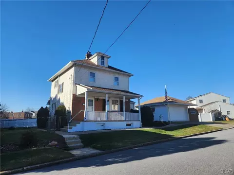 1024 Washington St, Fullerton, PA 18052