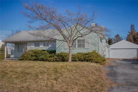 1938 Hilltop Ter, Bethlehem, PA 18018