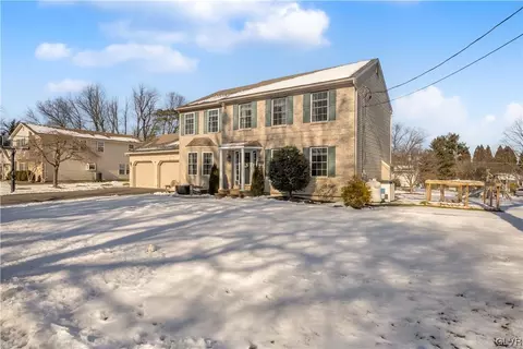 1210 Pike St, Palmer Township, PA 18045