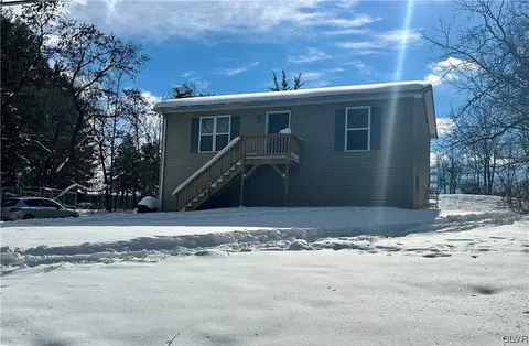 1115 Sunset Dr, Bangor, PA 18013