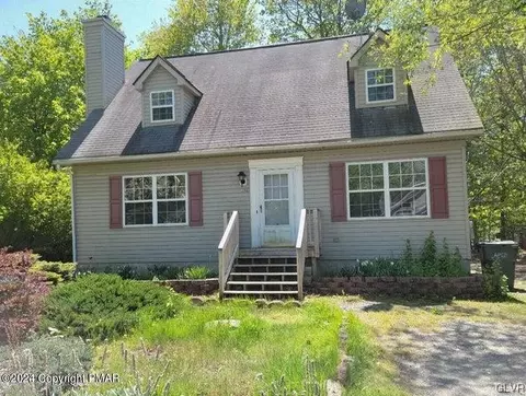 9191 Buttonwood Ct, Tobyhanna, PA 18466