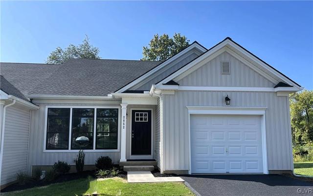2852 Norton Ave #3, Palmer Township, PA 18045