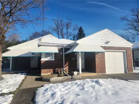 51 E Washington Ave, Bethlehem, PA 18017
