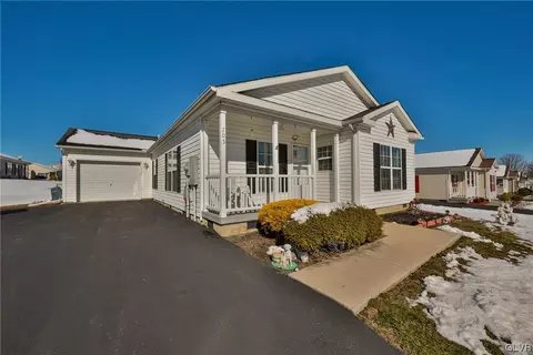 705 Biltmore Ave, Forks Twp, PA 18040