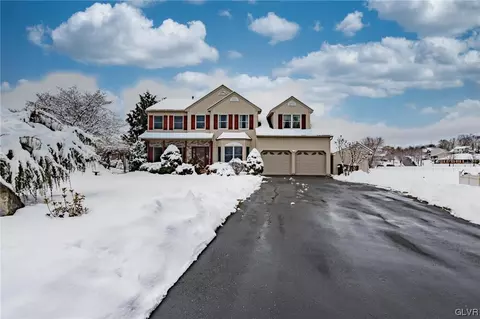 4111 Shileagh Ct, Bethlehem, PA 18020