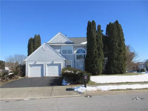 5103 Vermont Dr, Easton, PA 18045