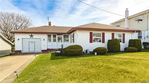 875 Liberty Ct, Hazle Township, PA 18202