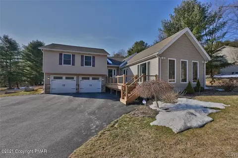 1235 Valley Rd E, Kunkletown, PA 18058