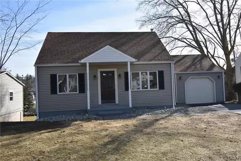 2626 Hermitage Ave, Palmer Township, PA 18045