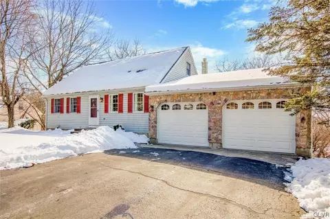 2166 Camac Ave, Bethlehem, PA 18015