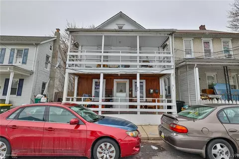 217 Pen Argyl St, Pen Argyl, PA 18072