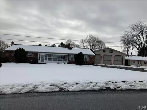 2515 Orchard Rd, Lowhill Twp, PA 18069