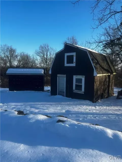 3440 Drifting Dr, Hellertown, PA 18055 photo 32