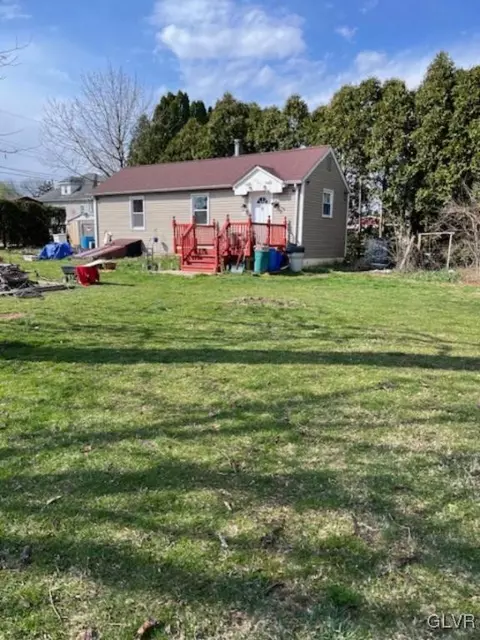 1825 9th St, Bethlehem, PA 18020