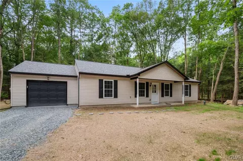 3378 Summer Valley Rd #LOT 5, New Ringgold, PA 17960