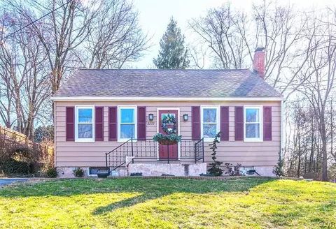 2232 Silver Creek Rd, Hellertown, PA 18055