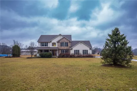 3323 Frontier Rd, Kutztown, PA 19530