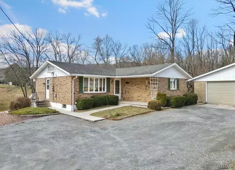 110 Peach Aly, Lehighton Borough, PA 18235