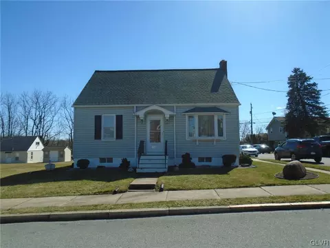 410 E 8th St, Northampton, PA 18067