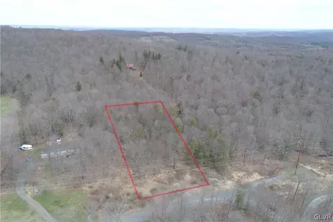 Saint Moritz Drive, Wayne, PA 18445 photo 4