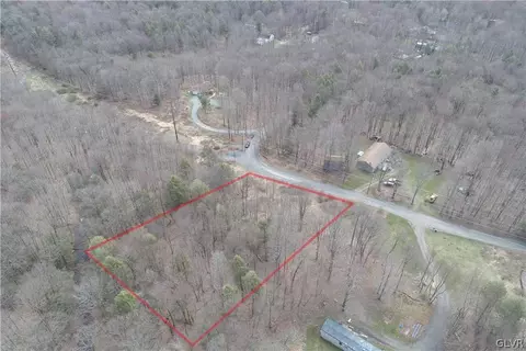 Saint Moritz Drive, Wayne, PA 18445 photo 3
