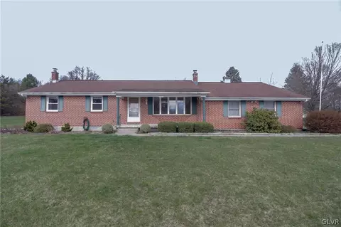 501 Hilldale Dr, Bath, PA 18014