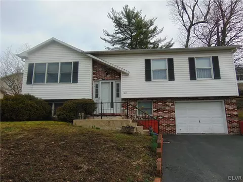 1805 Second Ave, Pottsville, PA 17901