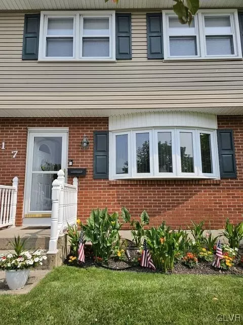 617 E 8th St, Northampton, PA 18067