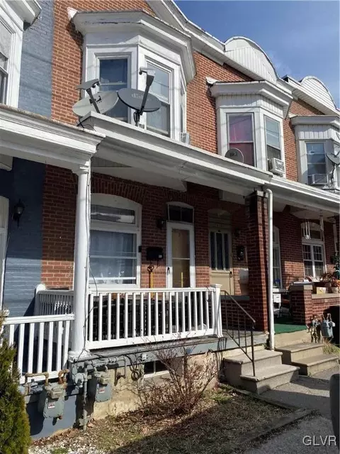 833 W Greenleaf St, Allentown, PA 18102