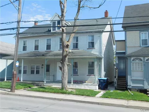121 Main St, Easton, PA 18042