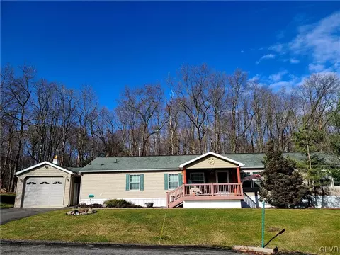 185 Ashley Ln, Lehighton, PA 18235