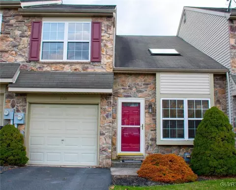 1106 Timberidge Ln, Allentown, PA 18106
