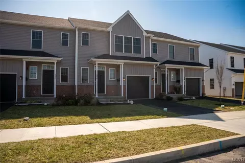 554 North St, Emmaus, PA 18049