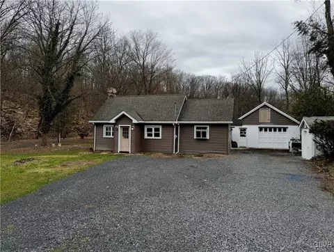 5640 Sullivan Trl, Easton, PA 18040