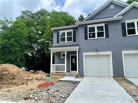 2957 Ithaca St, Allentown, PA 18103