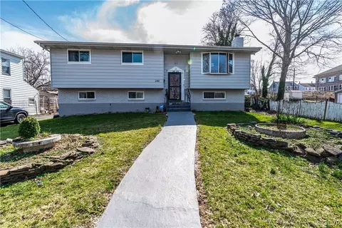 236 W Madison St, Easton, PA 18042