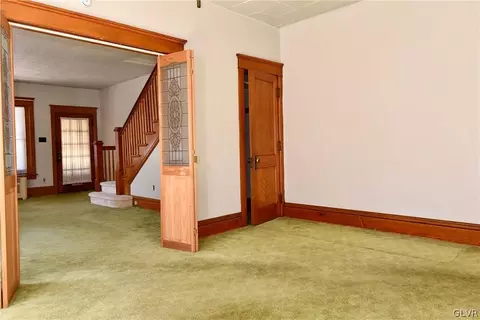 321 E Laurel St, Bethlehem, PA 18018 photo 8