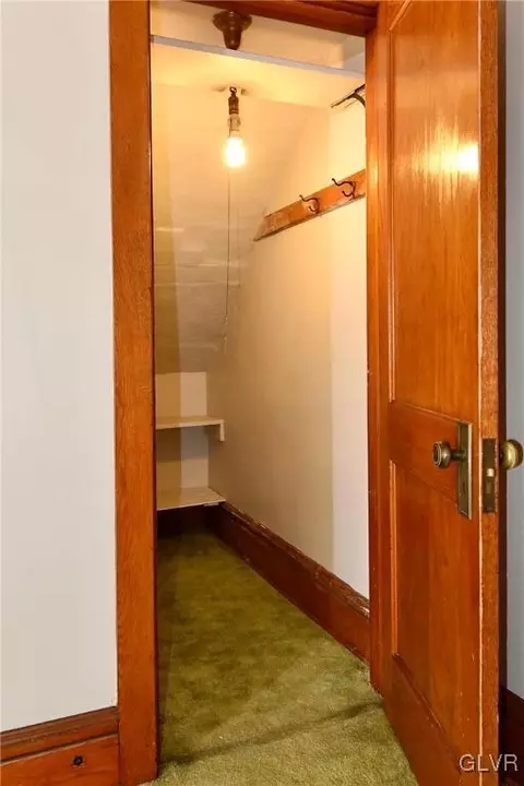 321 E Laurel St, Bethlehem, PA 18018 photo 9