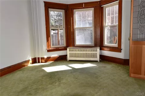 321 E Laurel St, Bethlehem, PA 18018 photo 6